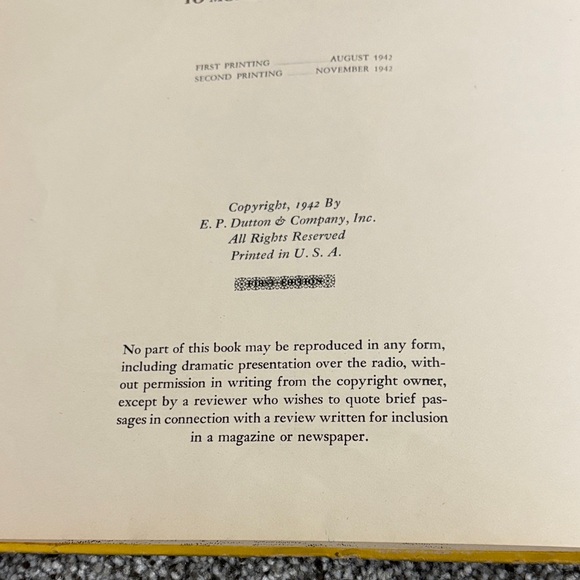 Source Unknown Yellow Kids Learning Book - Picture 5 of 6